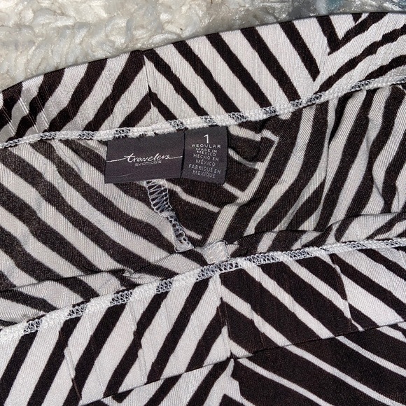 Chico’s Travelers Classic Patch Stripe-Print Palazzo Pants ~ Chocolate/Cream - Picture 4 of 9